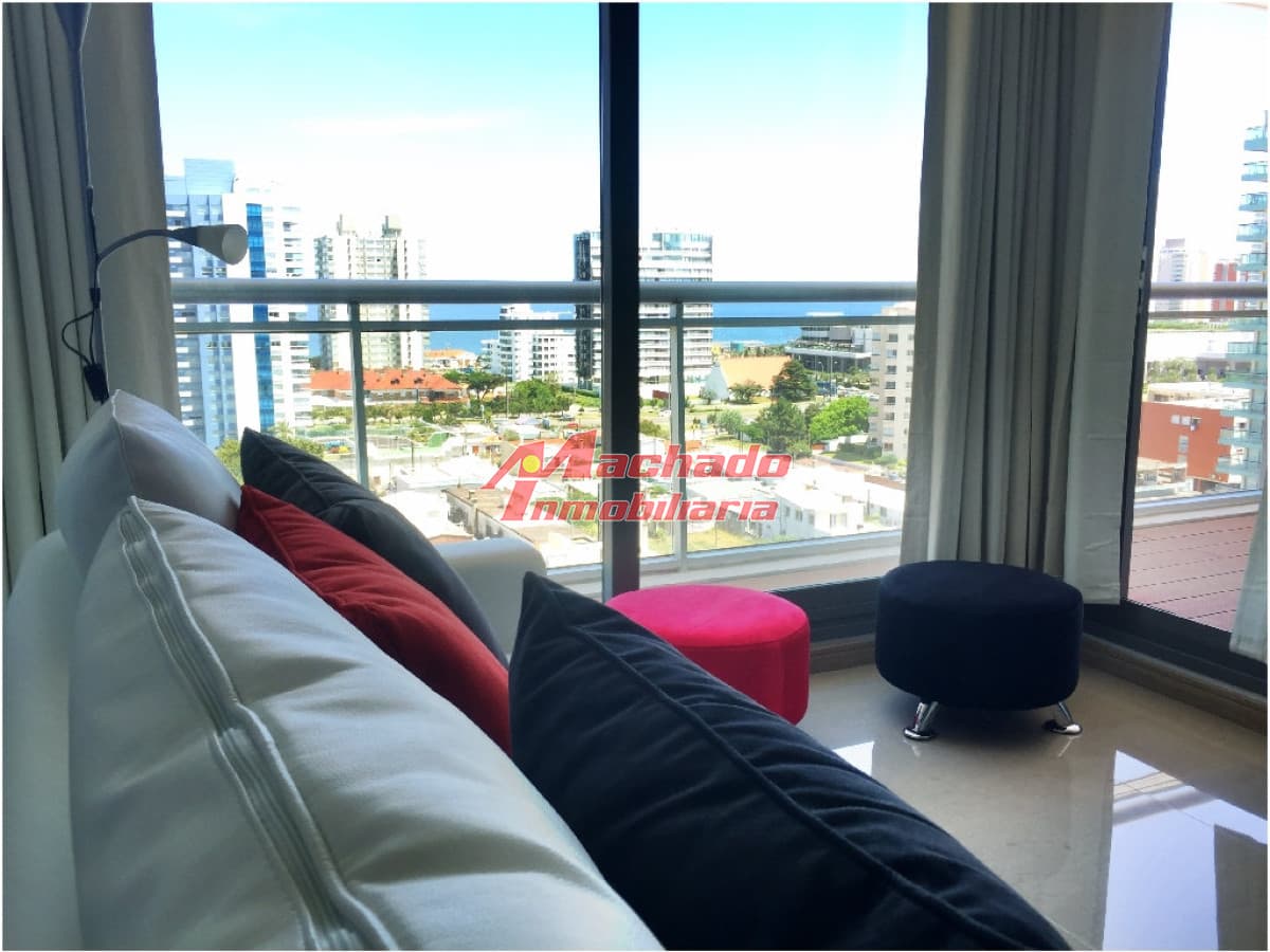 alquiler de apartamento de 1 dormitorio y medio en Punta del Este