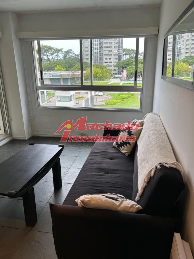 Apartamento de 1 dormitorio en Doce lunas