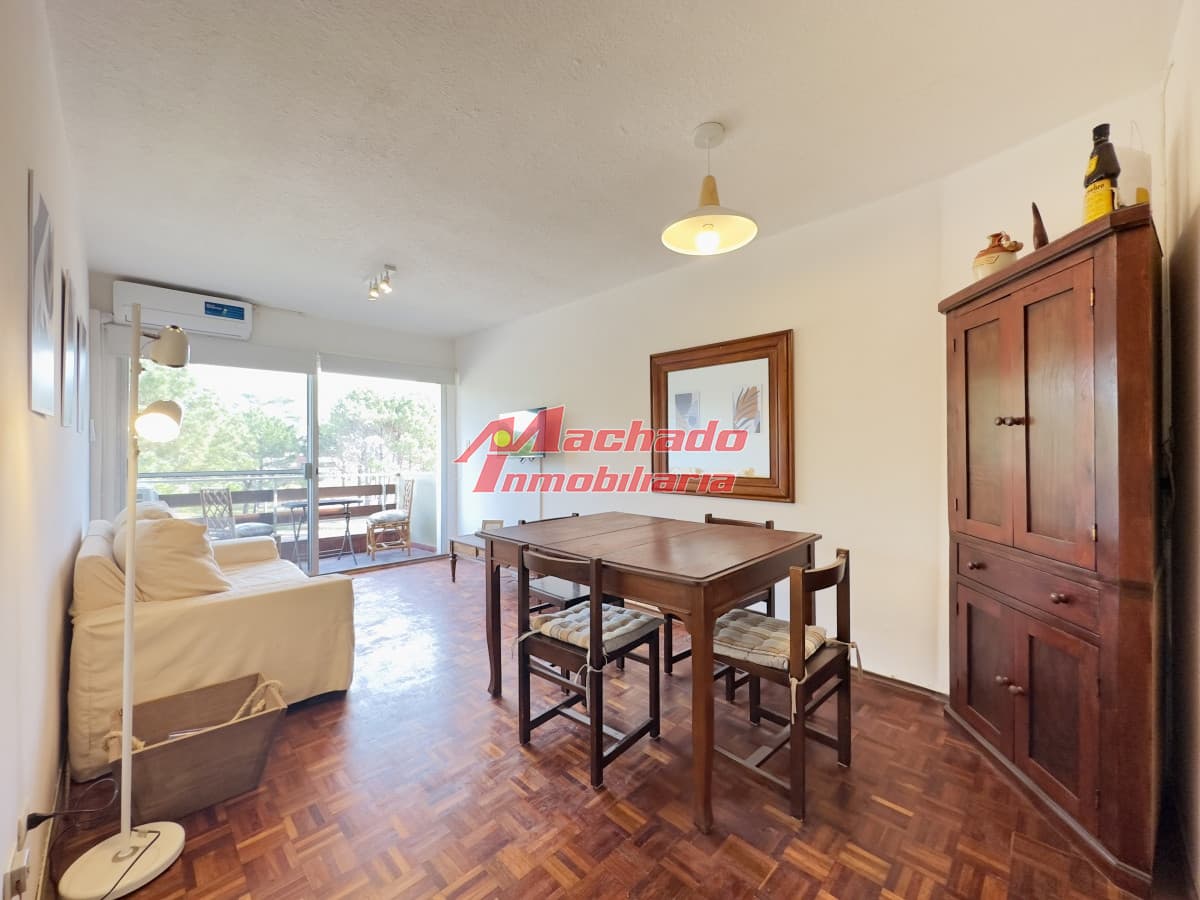 Alquiler de Apartamento, 2 dormitorios, Punta del este.