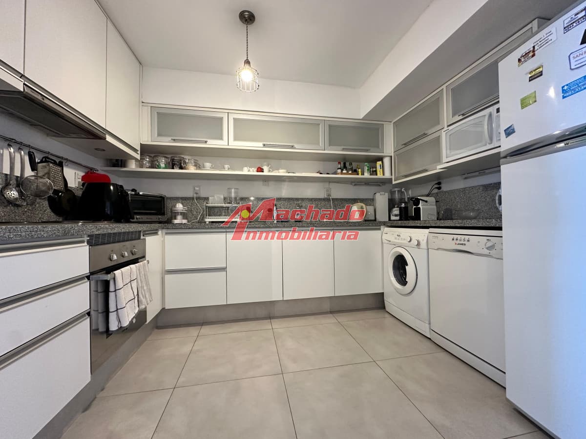 Apartamento en alquiler temporal en Malecon I