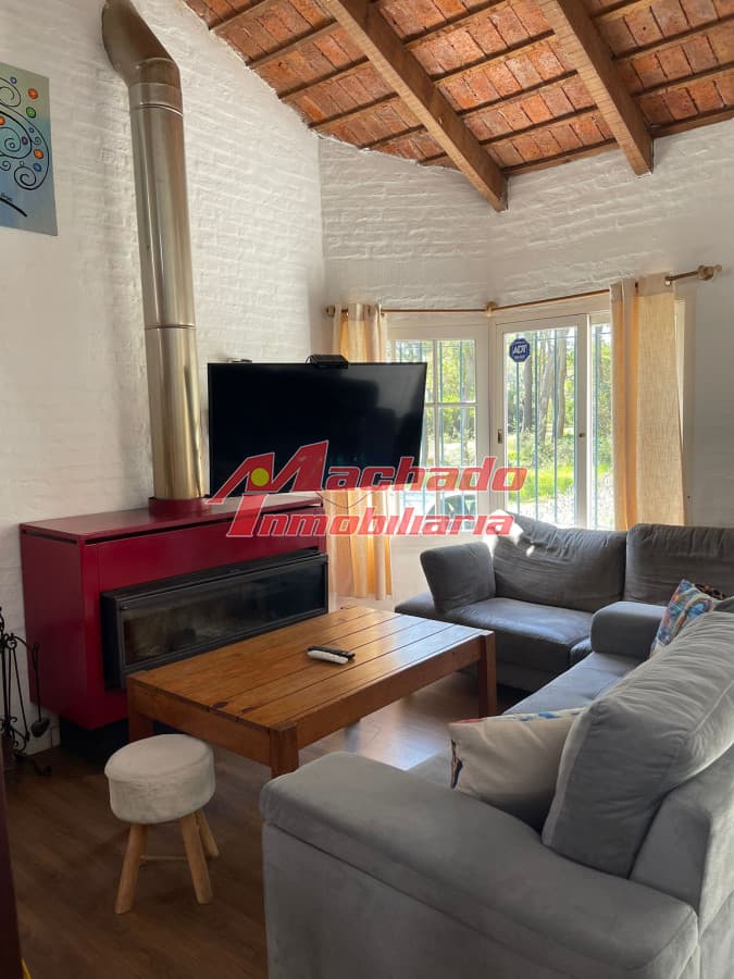 Alquiler de casa de 3 dormitorios y dependencia de servicio en La Barra