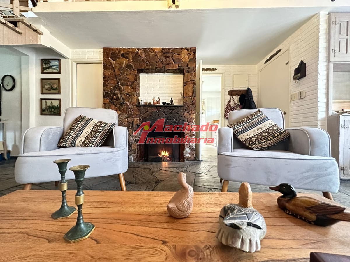 Casa de 3 dormitorios en alquiler en Punta del Este