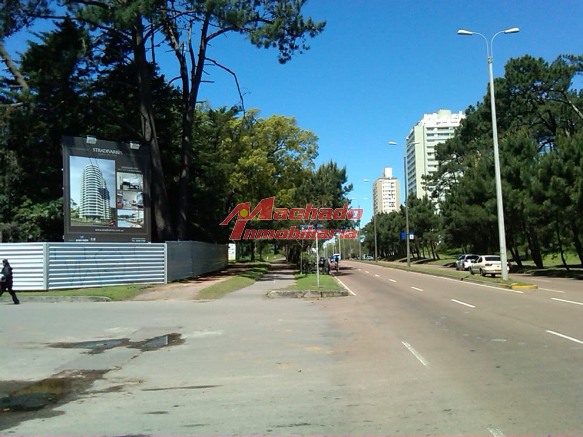 Apartamento en venta en Roosevelt  parada 16