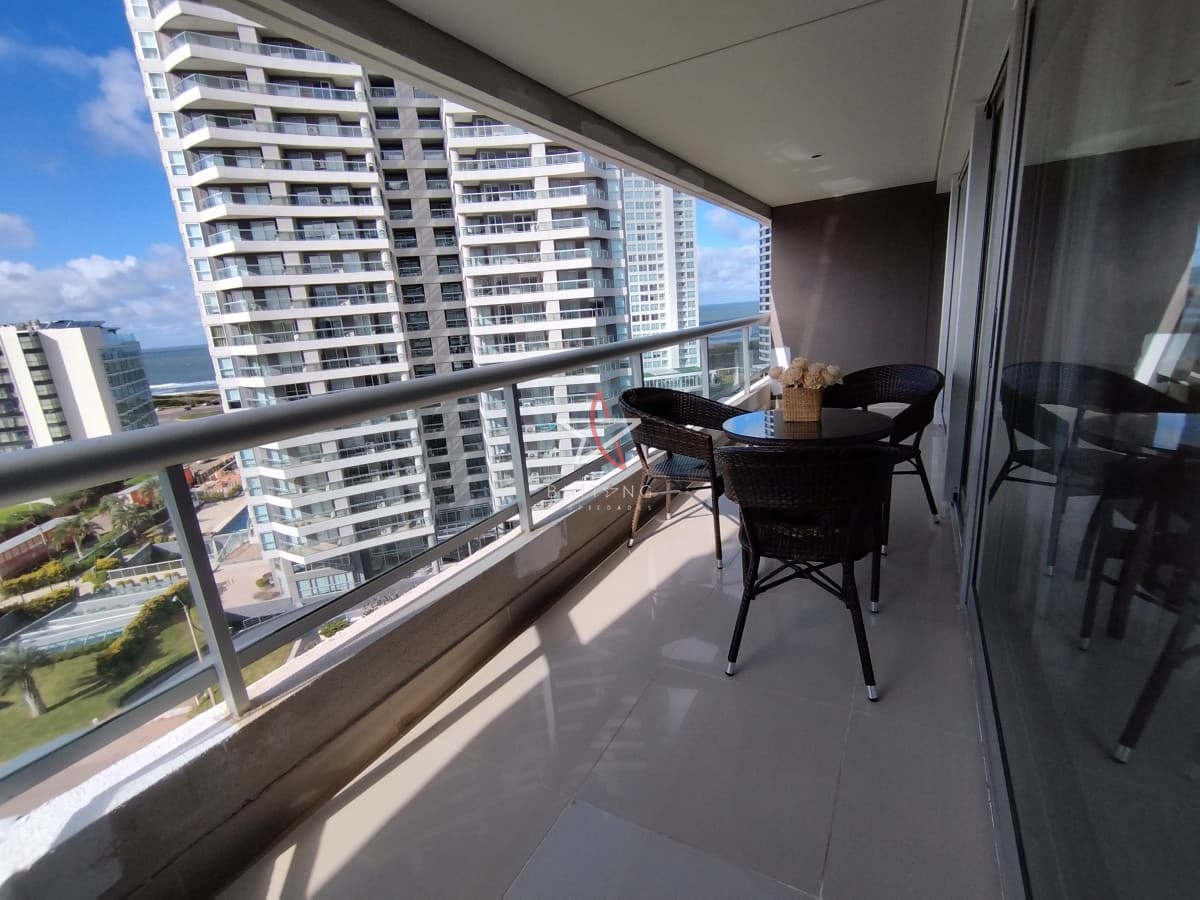 apartamento en venta yo alquiler zona Playa brava - Bintang Propiedades