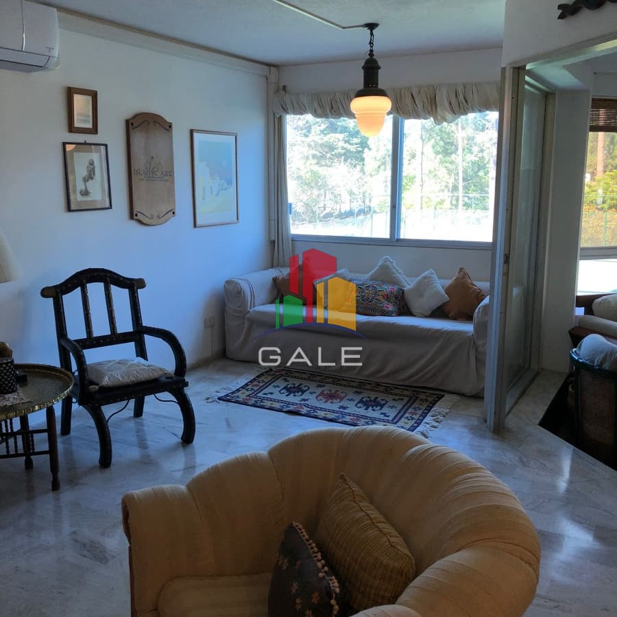 Gale Propiedades & Escribanía Apartamento ID.4760 -  Apartamento en venta y alquiler de 3 dormitorios y dependencia en Punta del Este