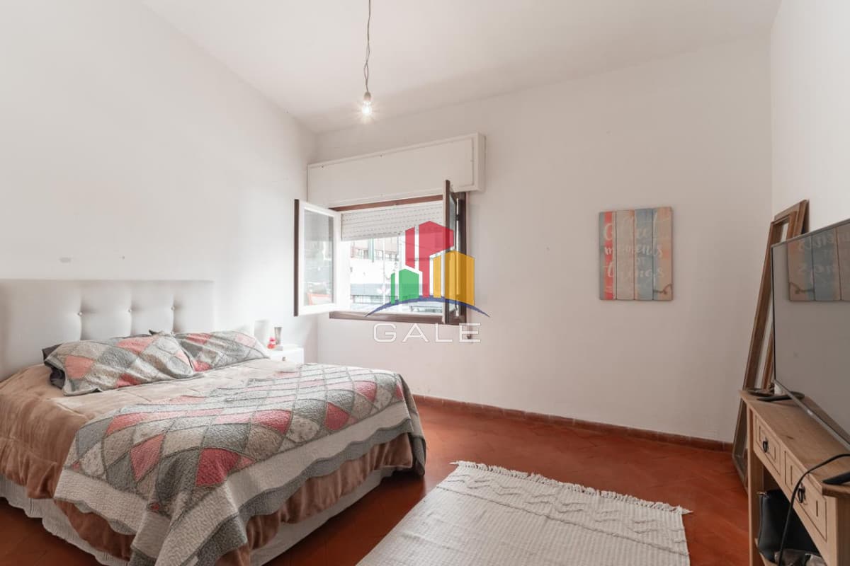Gale Propiedades & Escribanía Apartamento ID.4115 - Apartamento en venta de 3 dormitorios y dependencia de servicio en Punta del Este