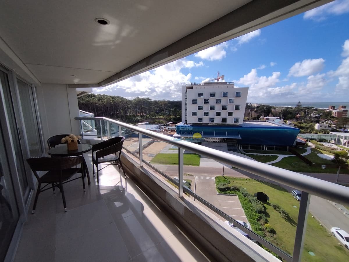 apartamento en venta yo alquiler zona Playa brava - Inmobiliaria Playa del Este
