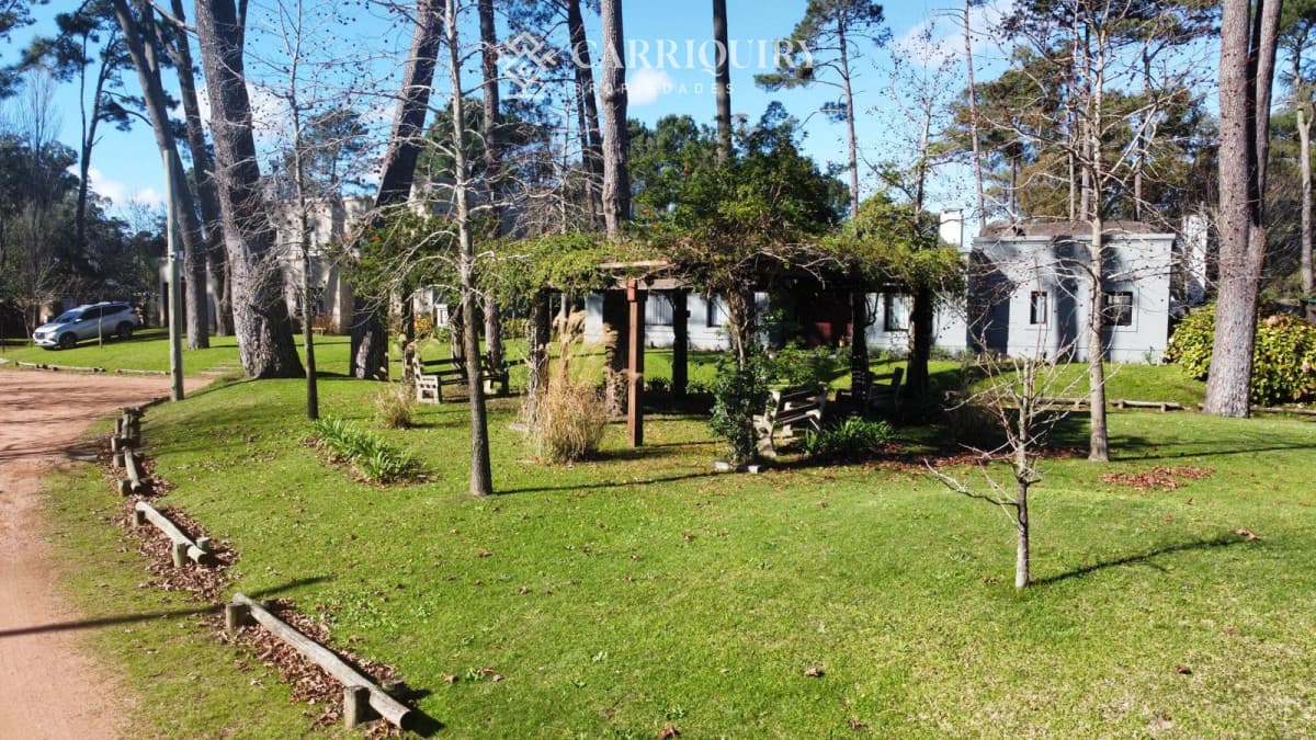 TERRENO EN VENTA EN BARRIO CERRADO PARQUE PINARES A 200 MTS DE LA PLAYA  -