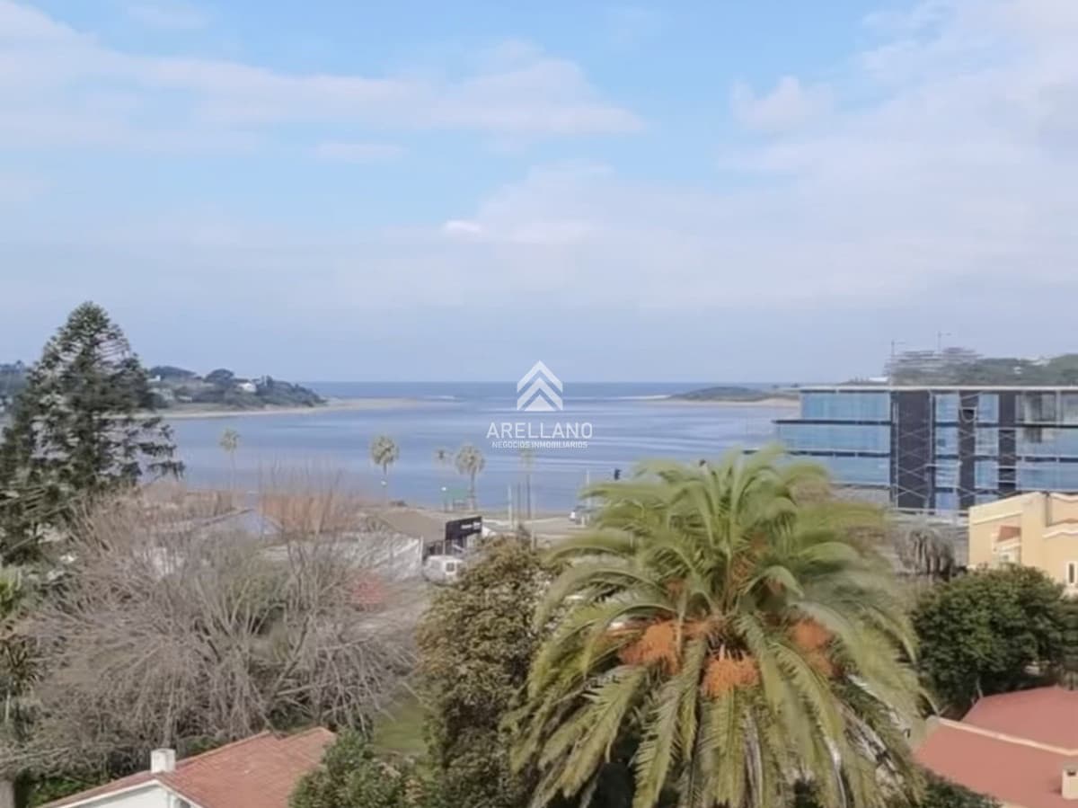 Casa ID.6472 - OPORTUNIDAD CASA DE 3 DORMOTORIOS CON 600 M2 DE TERRENO  EN UNA DEL LAS MEJORES ZONAS DE LA BARRA EL TESORO, 2 PADRONES SE VENDEN JUNTOS