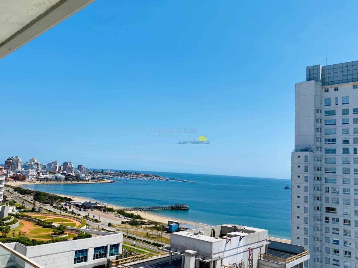 Apartamento en venta Playa Mansa 3 dormitorios - Inmobiliaria Playa del Este