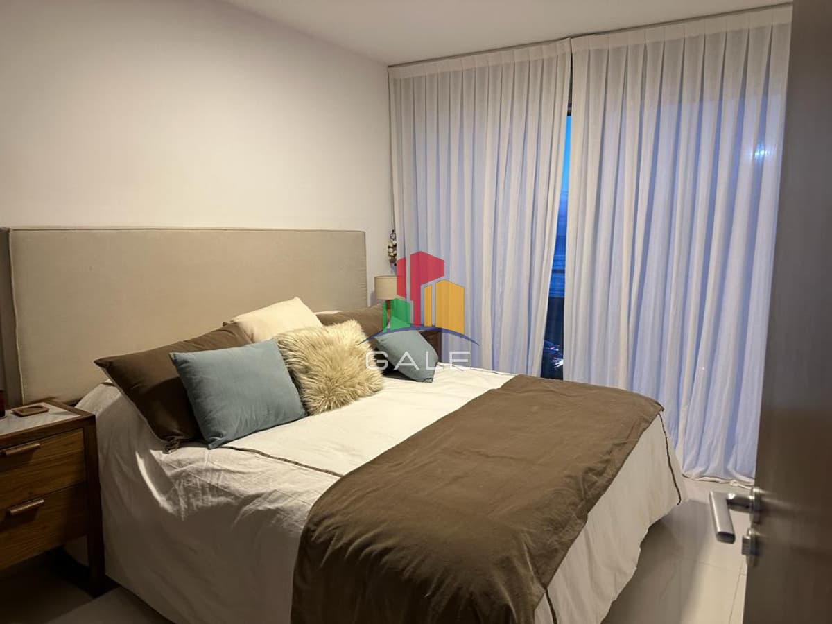 Apartamento alquiler anual frente al mar  -