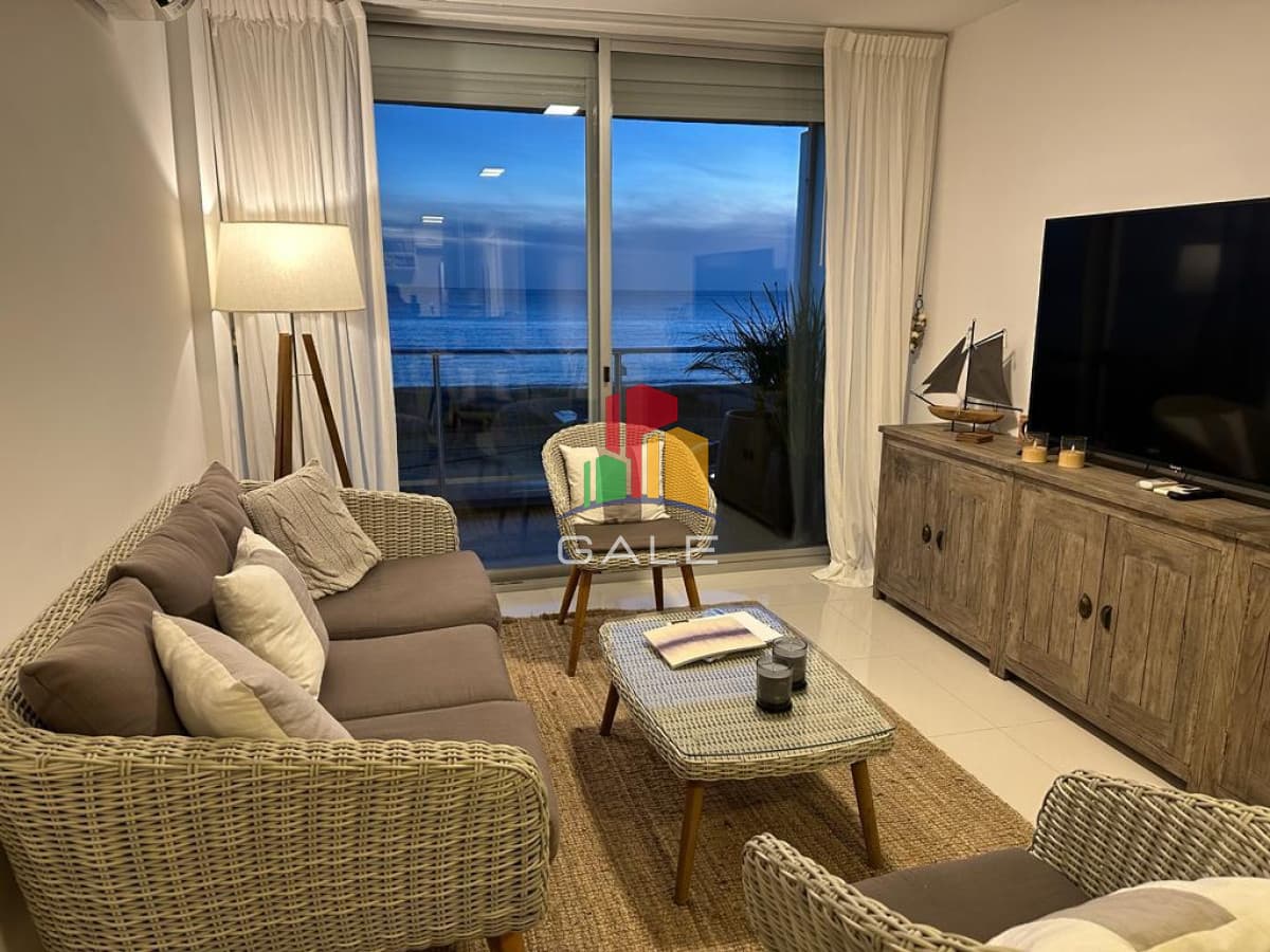 Hermoso Apartamento en Playa Mansa  -