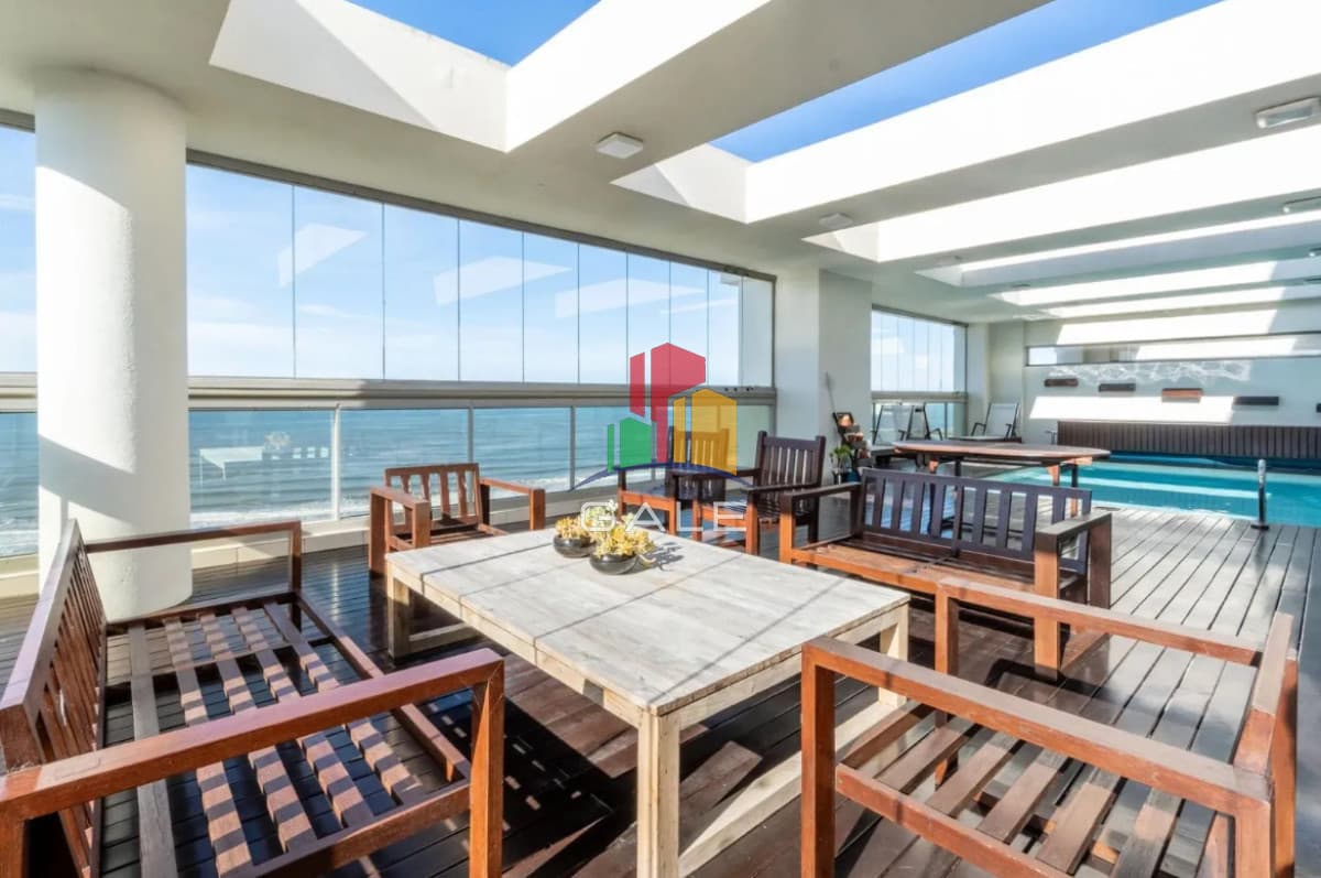 Gale Propiedades & Escribanía Apartamento ID.5256 - Exclusivo PENTHOUSE en venta en Punta del Este.-