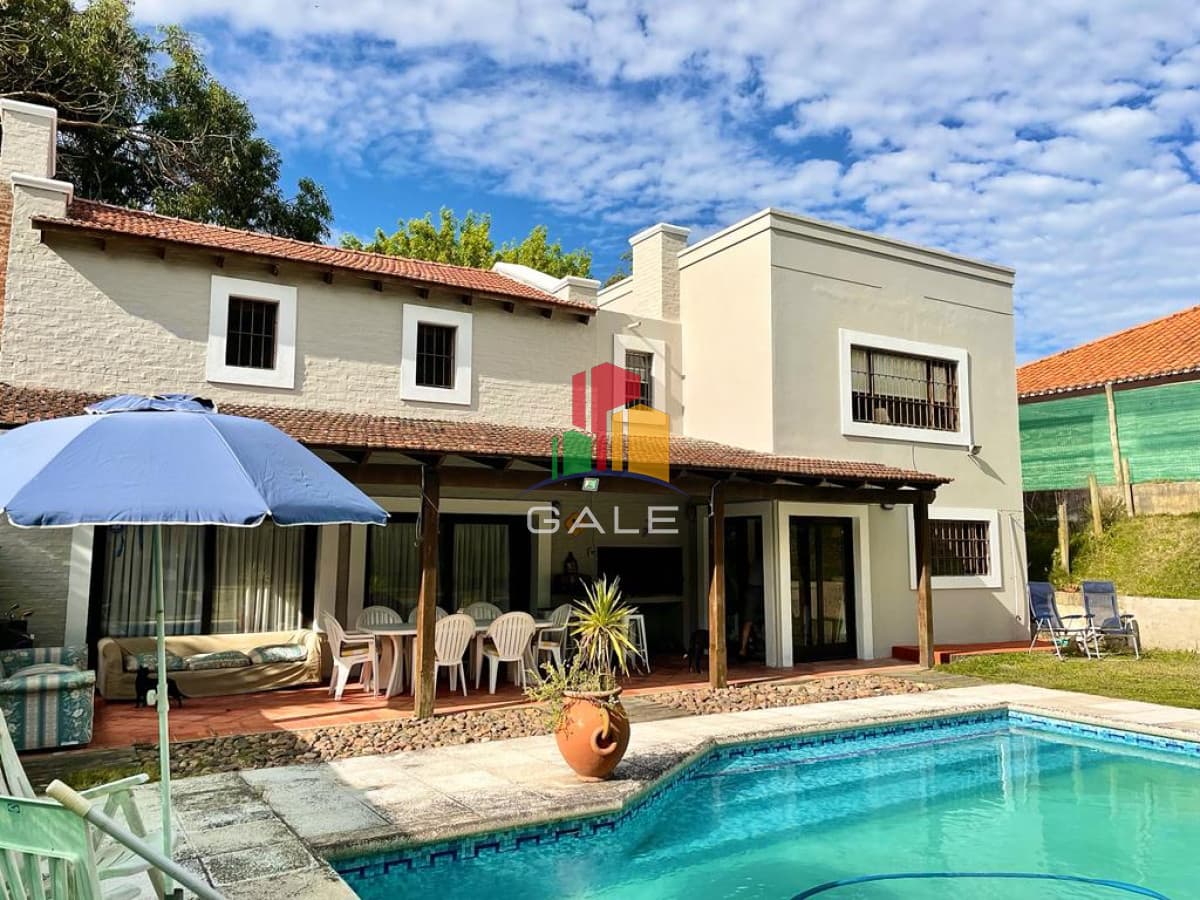 Espectacular casa en San Rafael  -