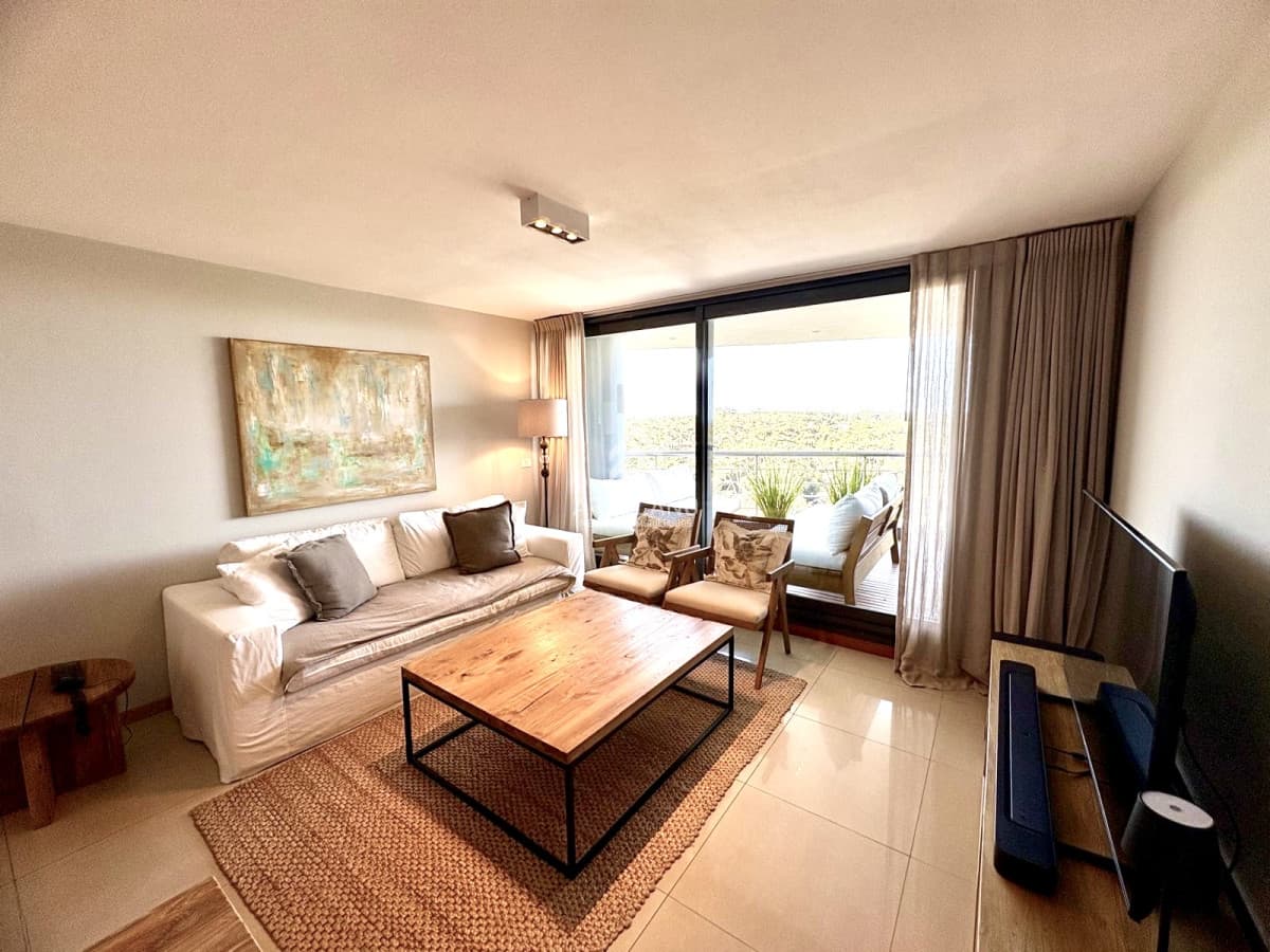 Apartamento ID.5775 - Alquiler temporal apartamento de 2 dormitorios a pasos de Punta Shopping