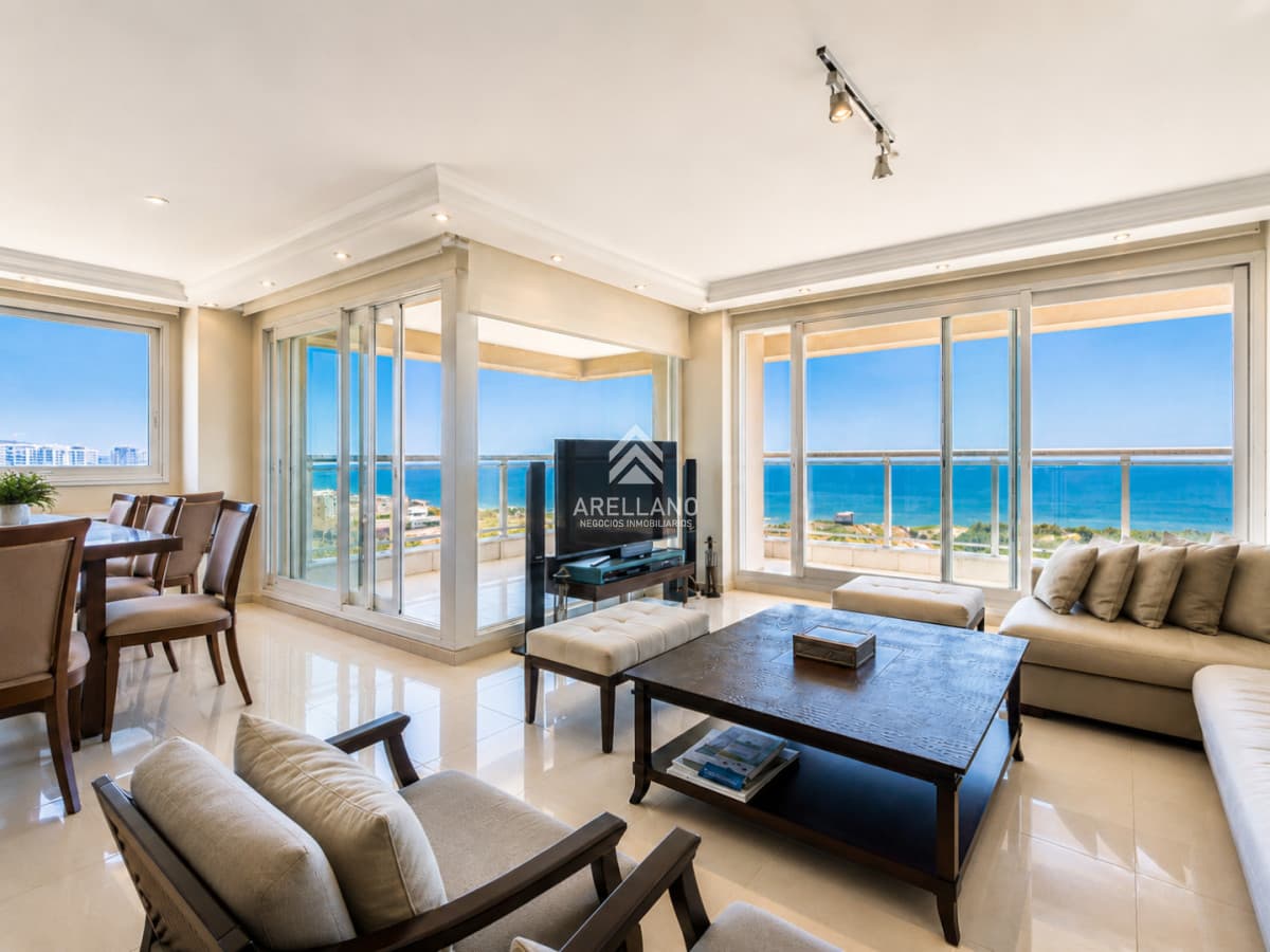 Apartamento ID.6717 - Venta y Alquiler temporario de excelente apartamento en torre Le Jardin de Playa Mansa, Punta del Este