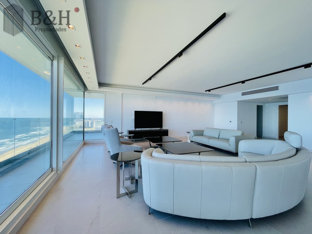 Exclusiva planta unificada Penthouse a estrenar en venta Playa Brava, Punta del Este