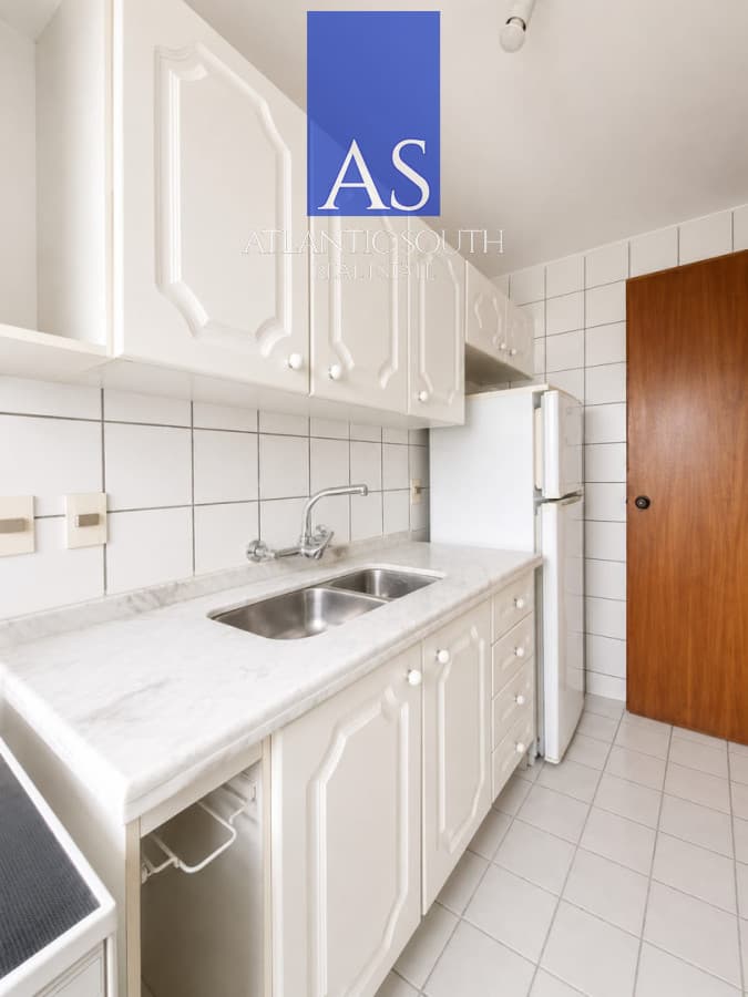 Penthouse en venta con barbacoa propia y vista al mar Playa Mansa Punta del Este