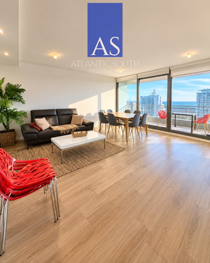 Apartamento en venta y alquiler temporal a 200 metros del mar en Playa Mansa