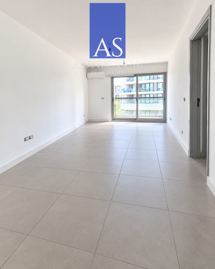 Apartamento en venta en Punta del Este con parrillero propio