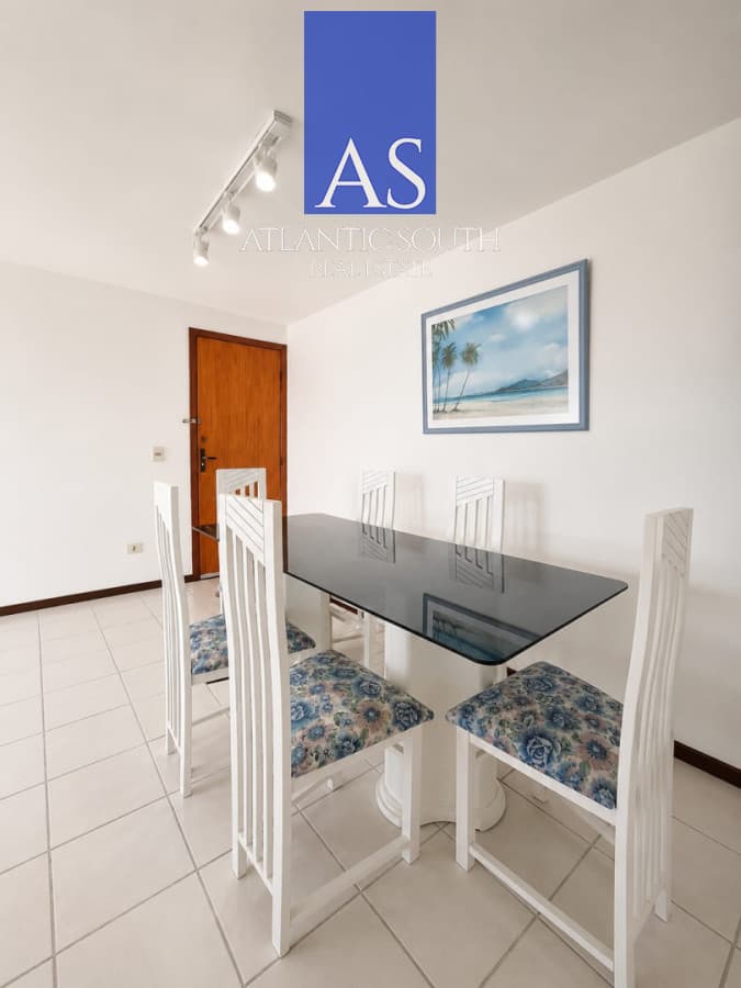 Penthouse en venta con barbacoa propia y vista al mar Playa Mansa Punta del Este
