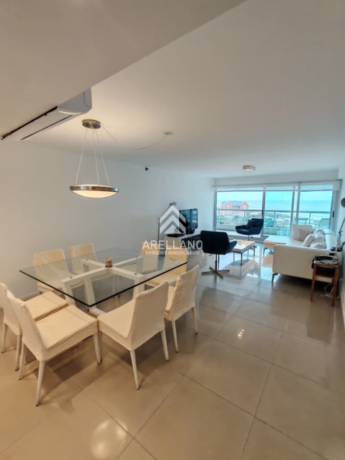 Apartamento ID.6448 - Venta apartamento 3 dormitorios