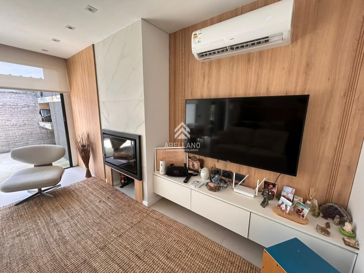 Casa ID.6458 - Venta Casa 2 Dormitorios Moderna con Parrillero a Estrenar