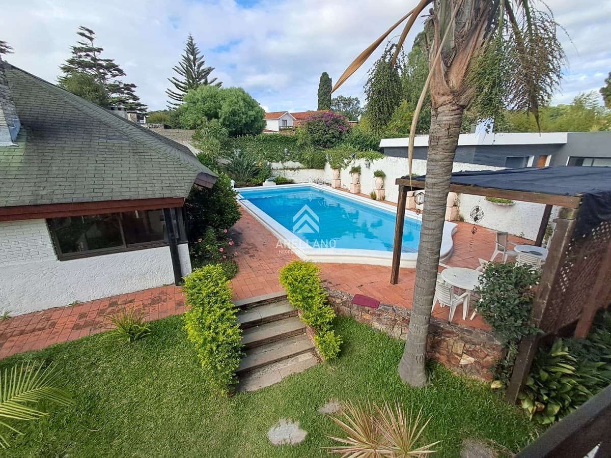 Casa ID.6431 - Venta casa 5 dormitorios Playa Mansa