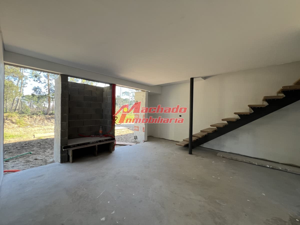 Casa a estrenar en Pinares. Punta del Este