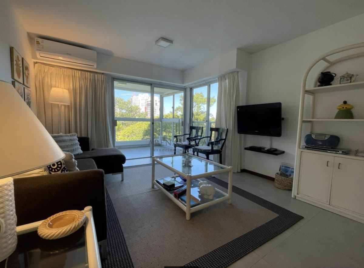 Apartamento ID.4544 - Apartamento en venta en Punta del Este