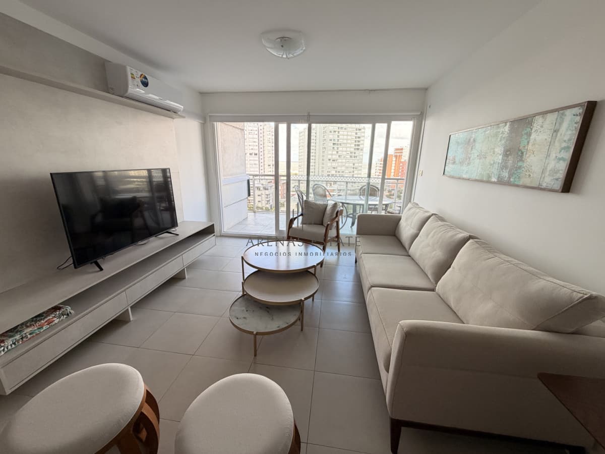 Apartamento ID.4455 - Apartamento de dos dormitorios en venta en Punta del Este