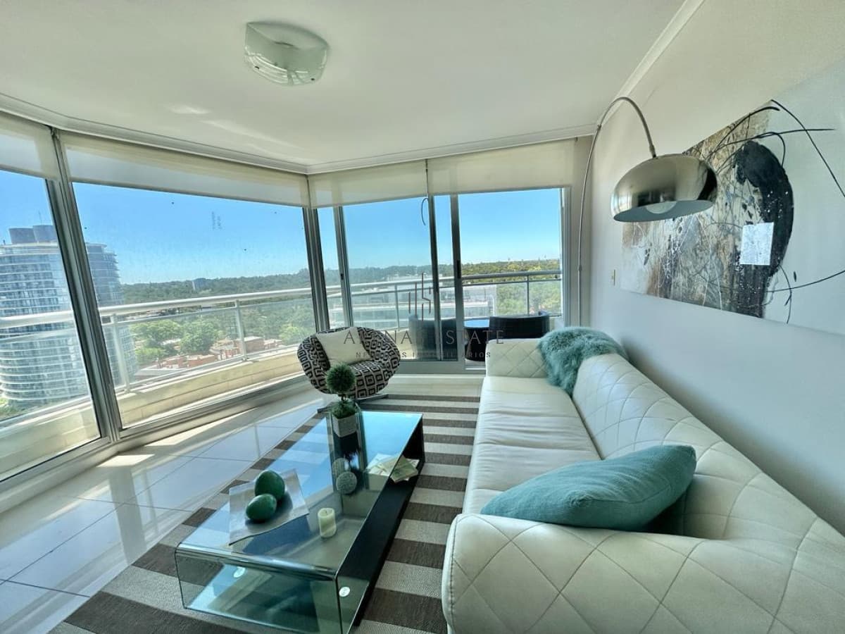 Apartamento ID.4323 - Apartamento de 3 dormitorios en venta en Ocean Drive Roosevelt