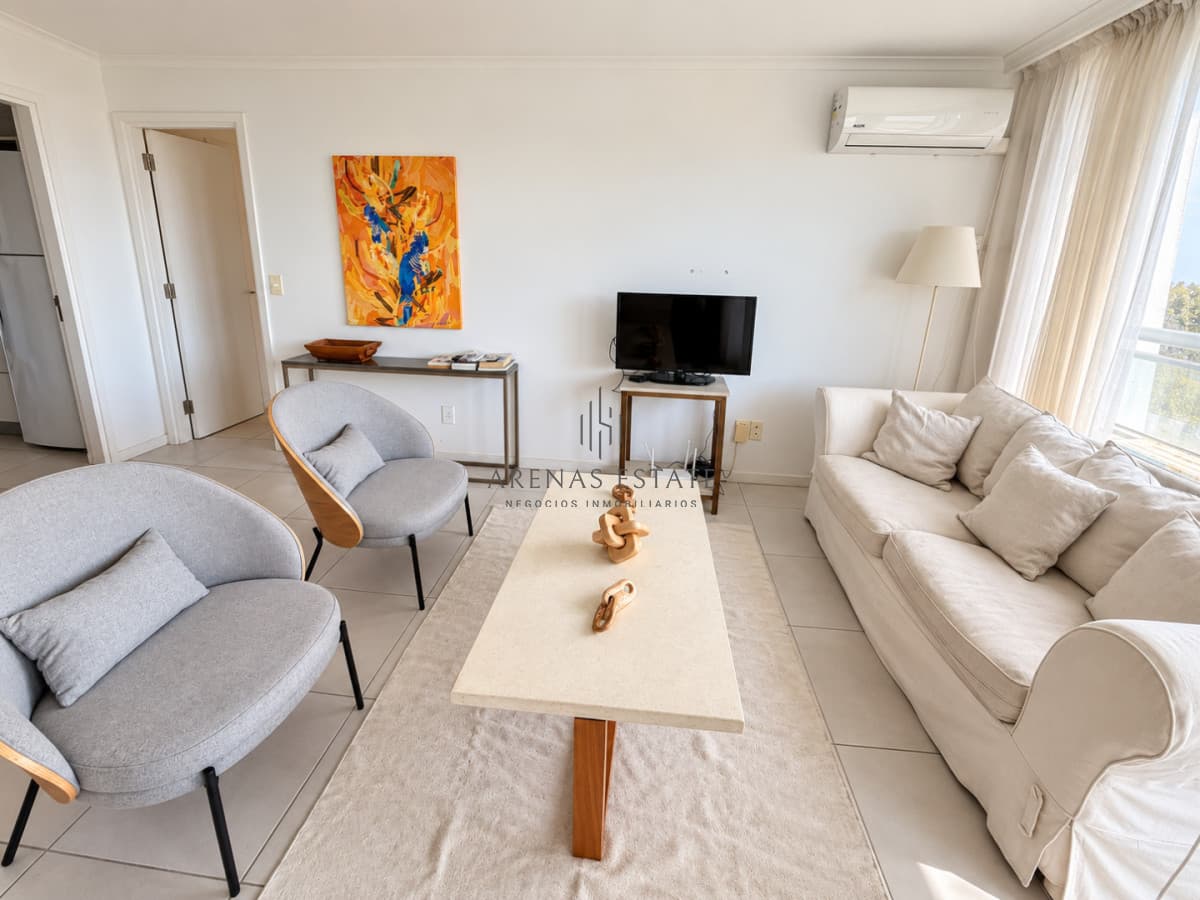 Apartamento ID.4306 - Apartamento de 2 dormitorios en venta en Punta del Este