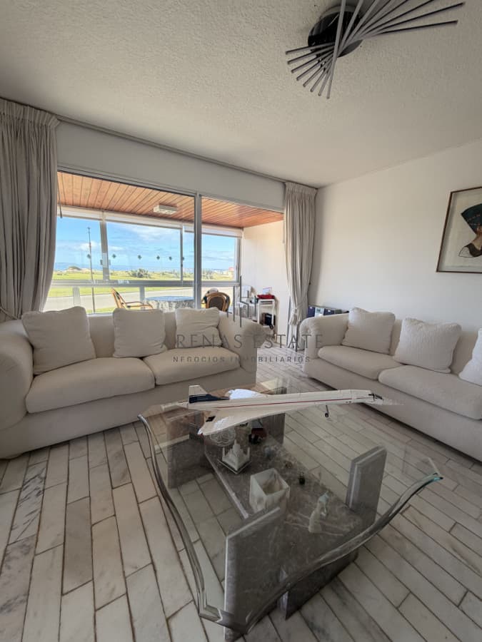 Apartamento ID.4787 - Apartamento de 3 dormitorio en venta en primera linea de Playa Brava