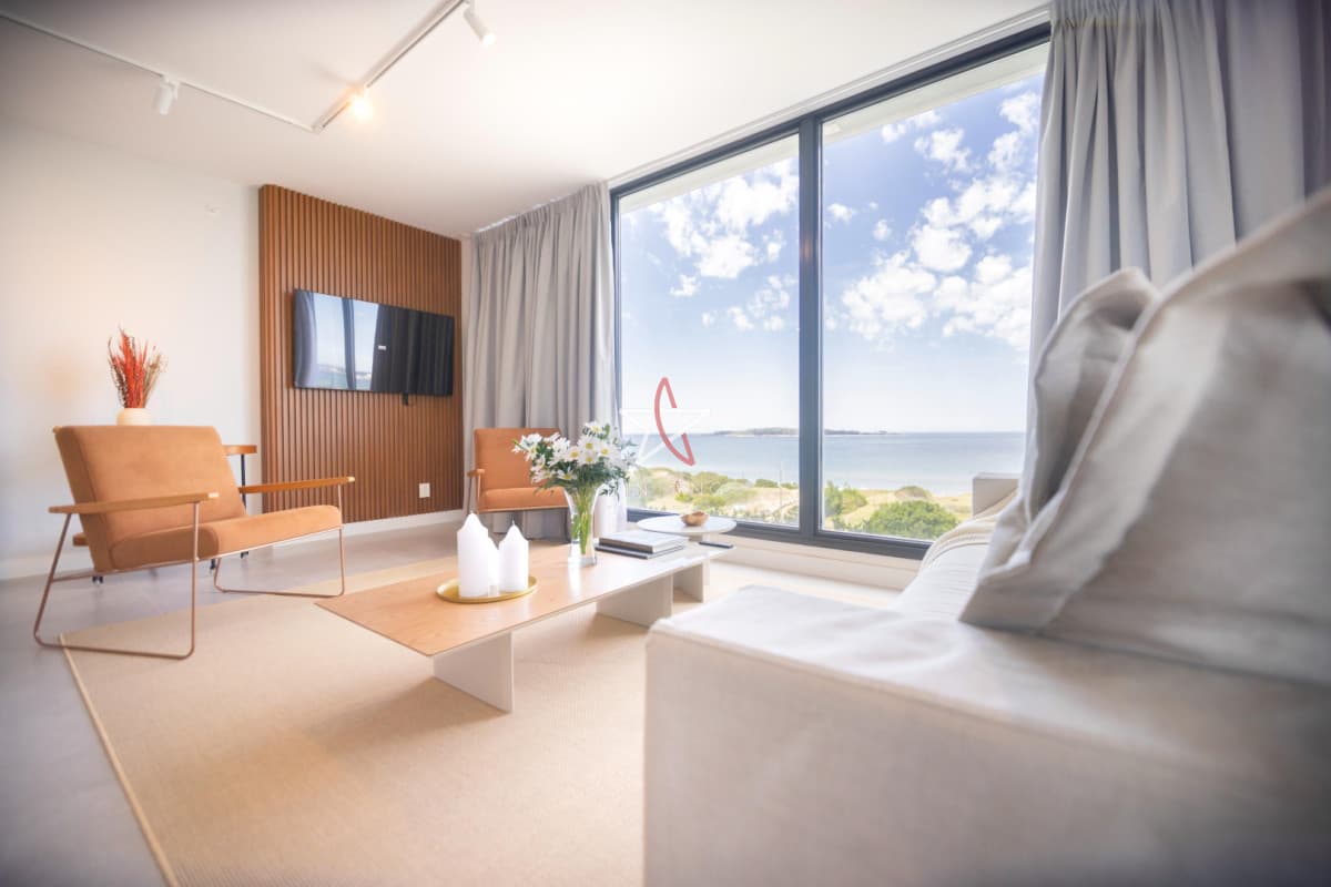 Venetian en Alquiler de verano 2026 tres suites y dependencia. Punta del Este  - Bintang Propiedades