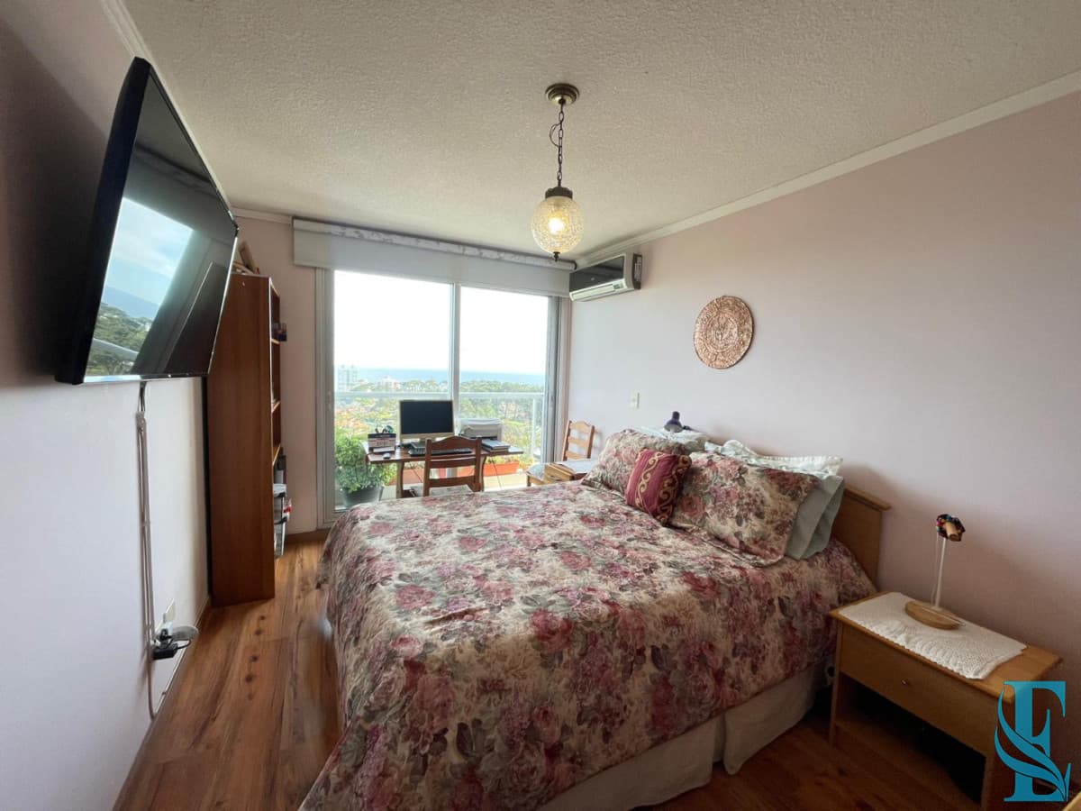 Venta Apartamento 3 Dormitorios Summer Tower Av Roosevelt, Punta del Este