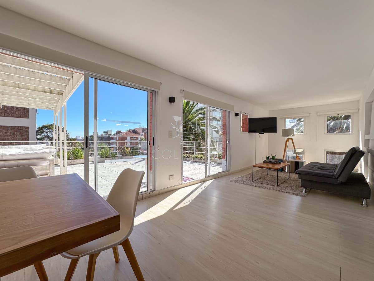 Venta apartamento 2 dormitorios en Peninsula - financiado