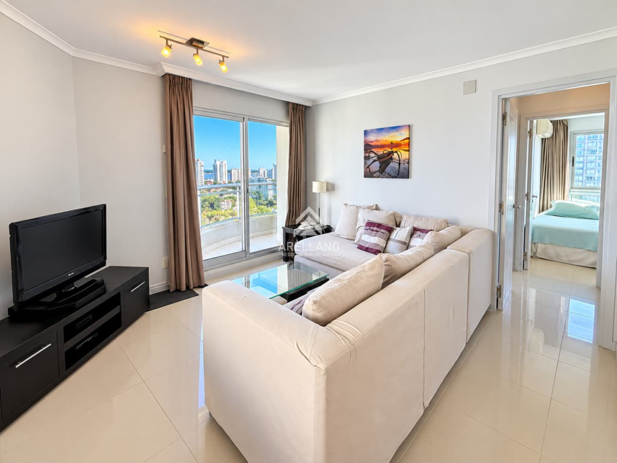 Apartamento ID.6841 - Alquiler temporada Penthouse sobre Roosevelt 2 dormitorios parrillero