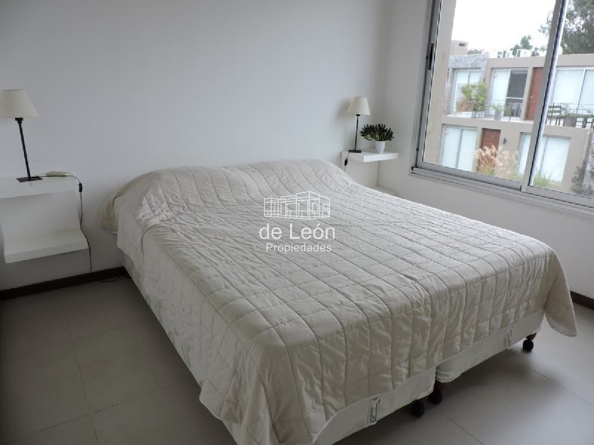 Venta apartamento 3 dormitorios en Mananatiales