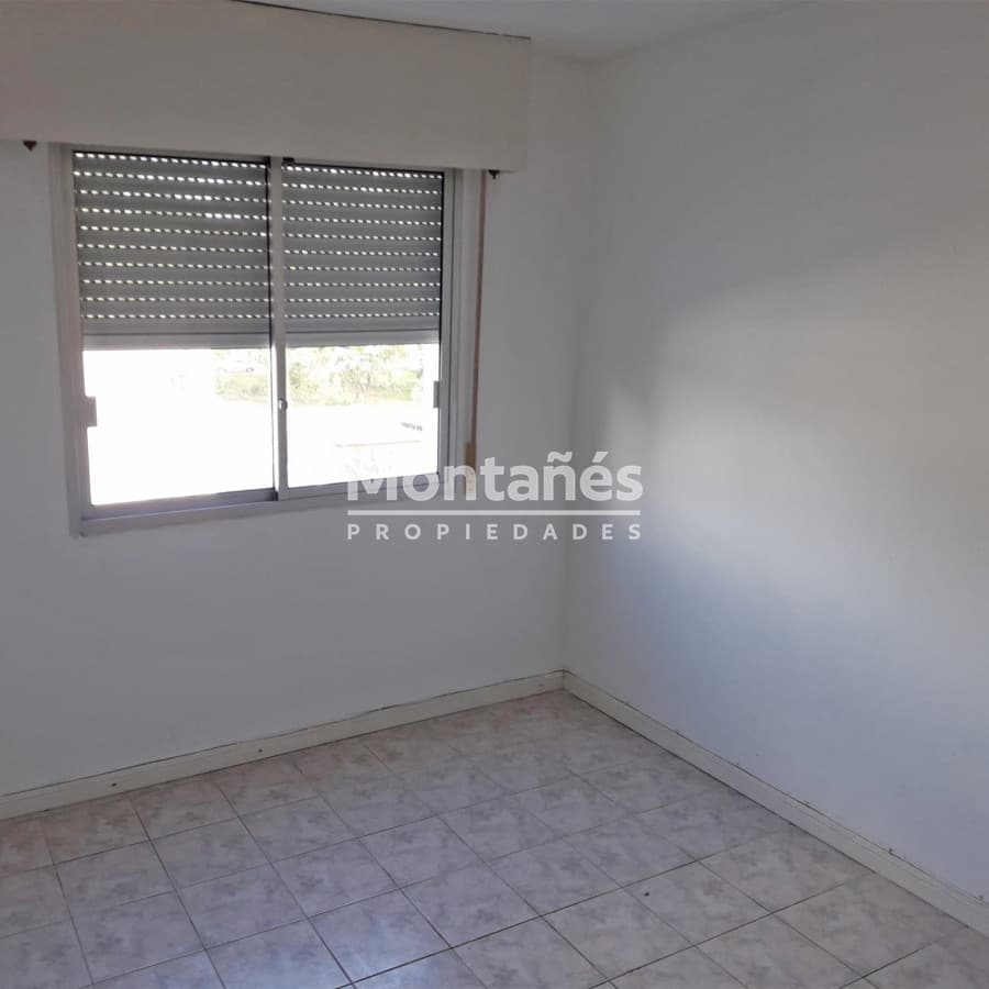 Apartamento ID.10032 - Apartamento centro de Maldonado. Unico!! Con Renta Vigente