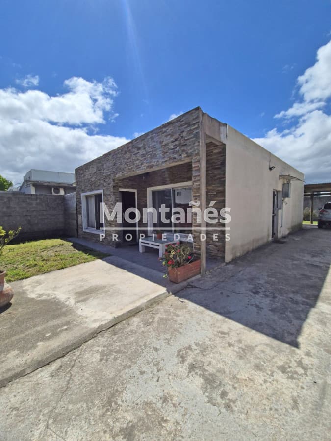 Casa ID.10650 - Casa en Venta barrio La Sonrisa 3 dorm.