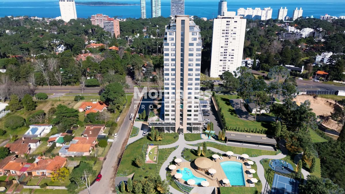 Apartamento ID.10223 - GOLDEN RISE: 2 dormitorios excelente oportunidad!!