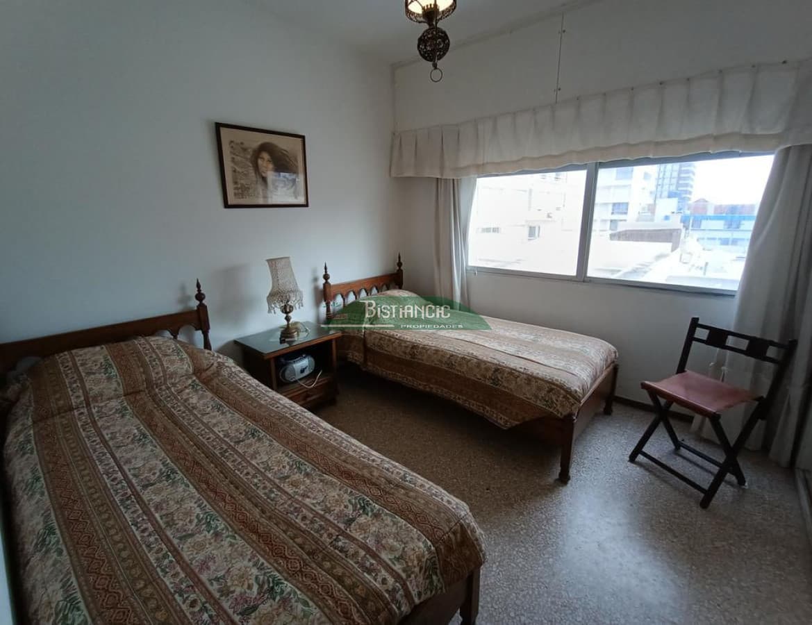 Península, apto de 1 dormitorio, baño, cocina, living comedor, ascensor. Precio de Venta US$ 115.000.