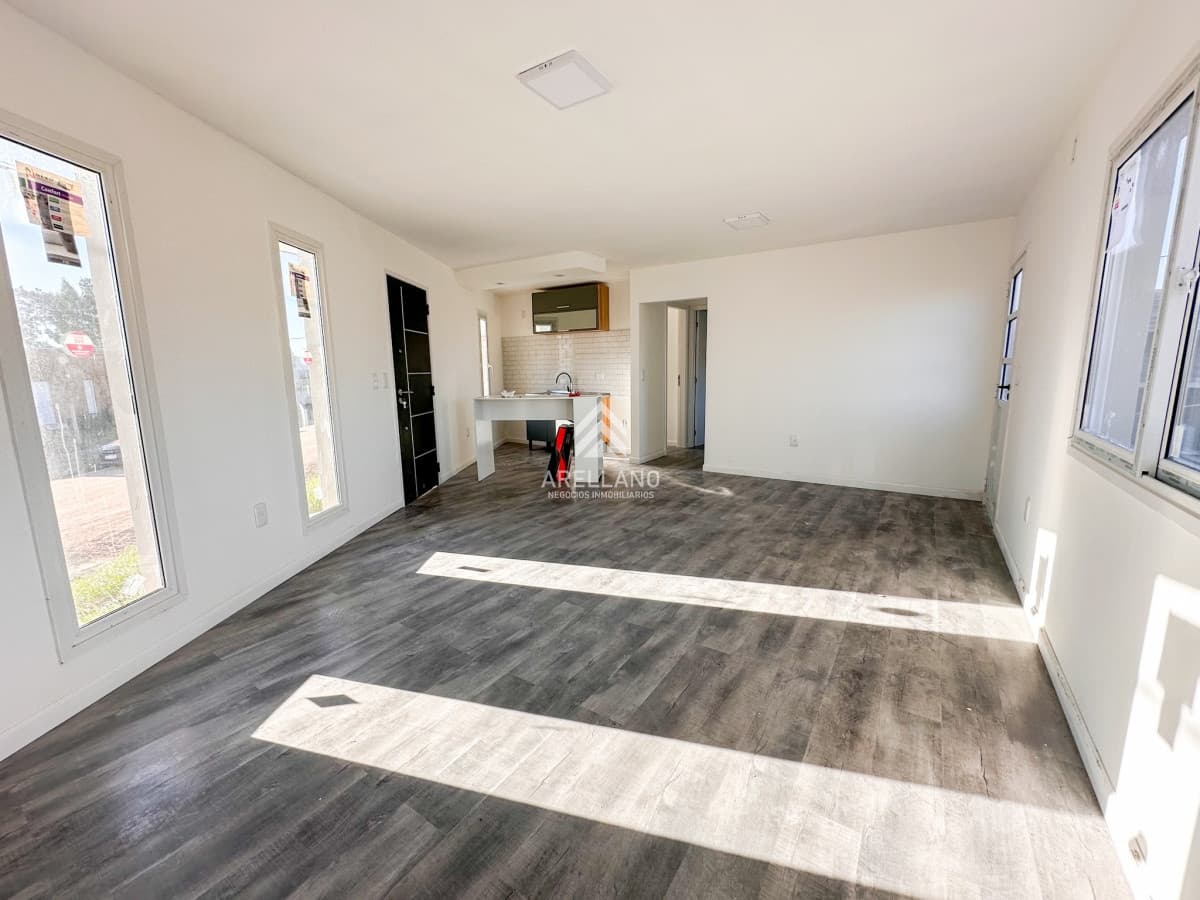 Casa ID.5332 - VENTA CASA 2 DORMITORIOS 1 BAÑO A ESTRENAR 4H SEGUNDA ETAPA APTA PARA BANCO FINANCIADAS