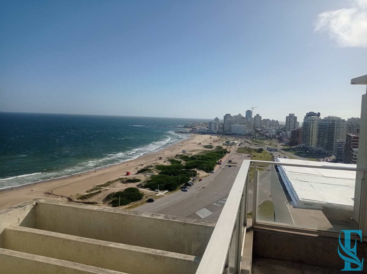 PentHouse 4 Dormitorios Playa Brava Punta del Este