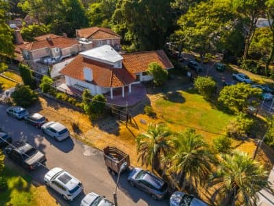 CASA EN VENTA PLAYA MANSA 5 DORMITORIOS  -