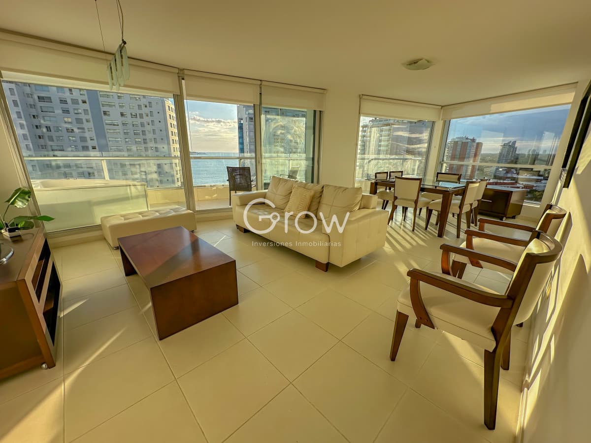 Exclusivo apartamento en Season Tower  -