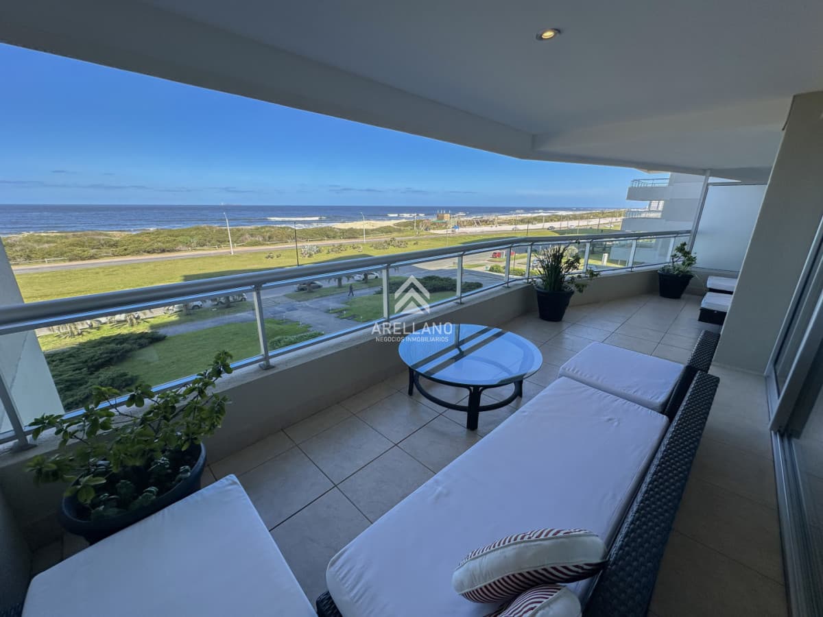 Apartamento ID.7045 - Alquiler de temporada apartamento 3 dormitorios Playa Brava