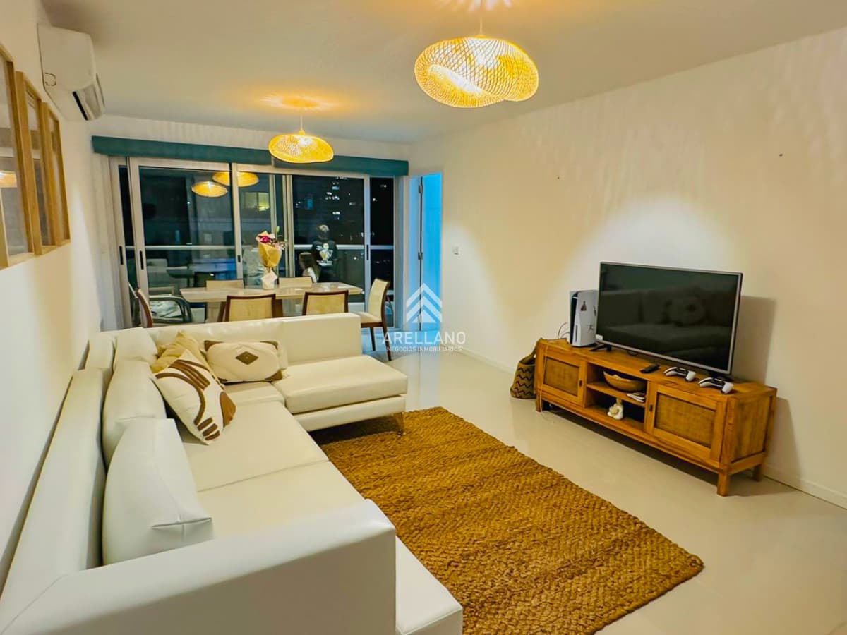 Apartamento ID.5053 - Apartamento en Icon Brava muy lindo puesto alquiler verano