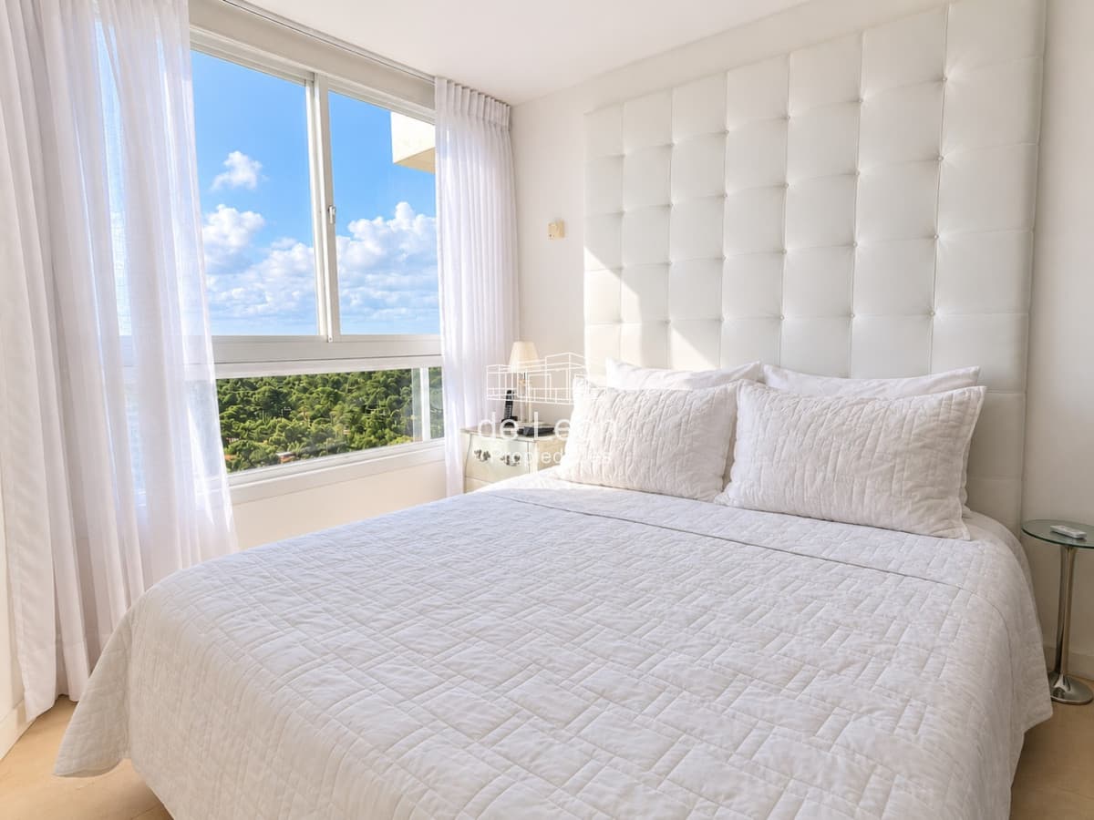 Venta Apartamento 2 Dormitorios en Roosevelt, Punta del Este | Edificio Yoo